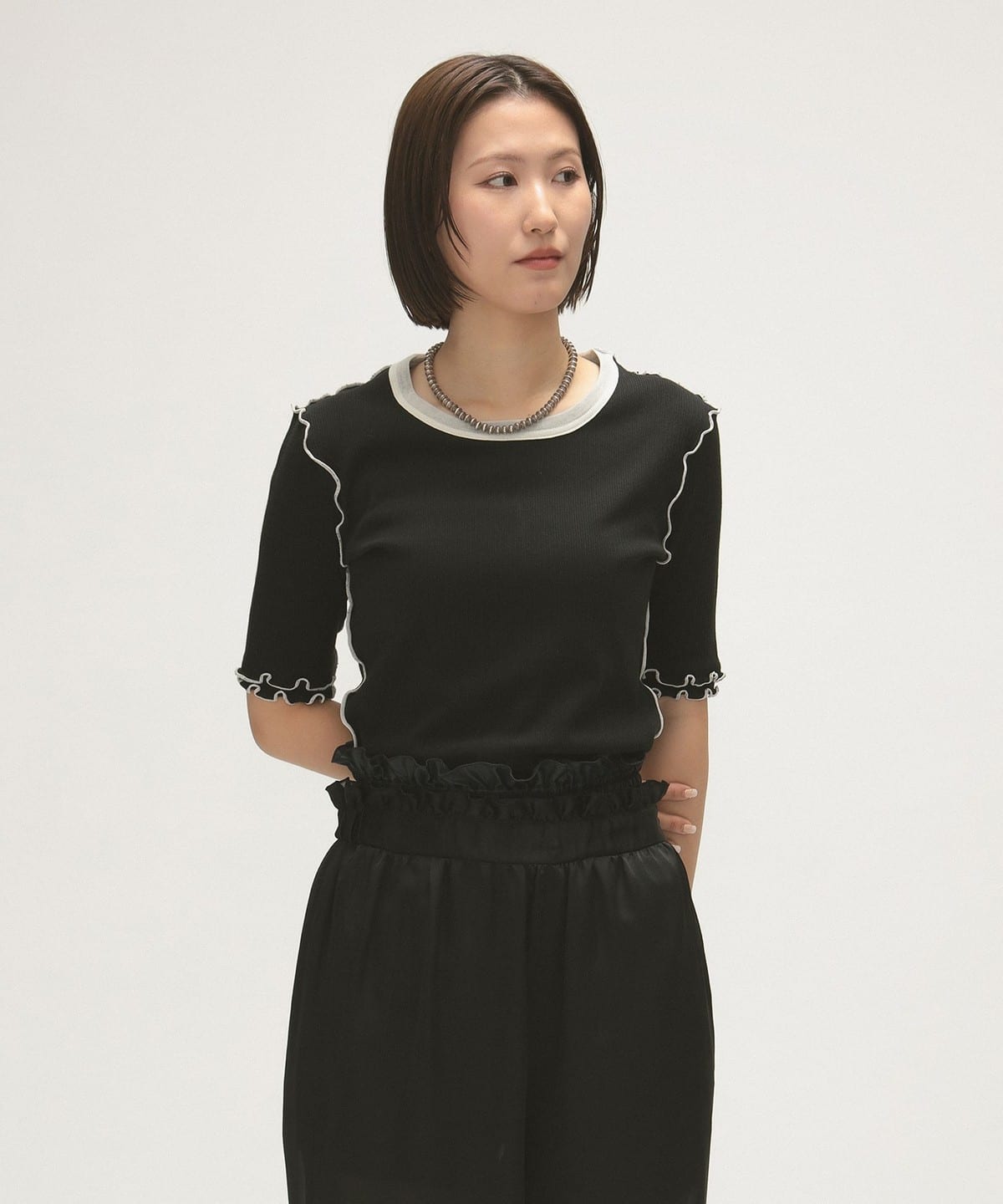 maturely マチュアリー / リブ トリム & メロー Tシャツ・カットソー WOMEN BLACK ONE SIZE maturely マチュアリー / リブ トリム & メロー Tシャツ・カットソー WOMEN BLACK ONE SIZE