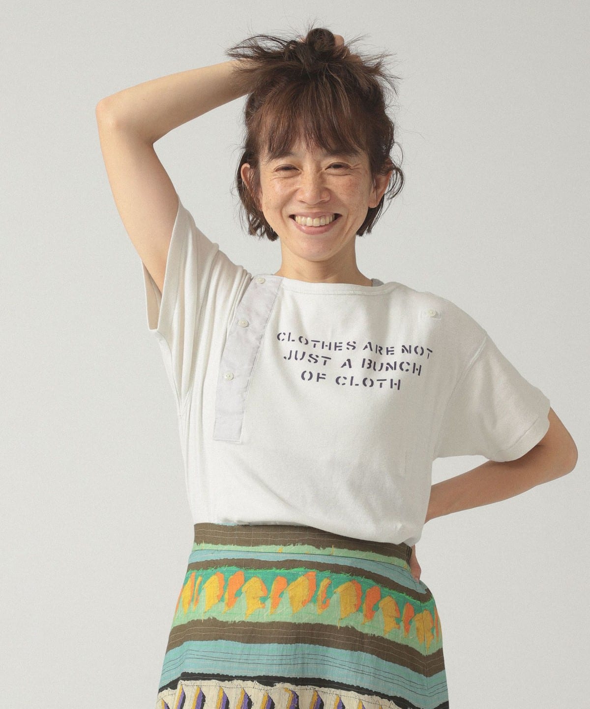 信頼への信頼 BOY（ビームス BEAMS ボーイ）ロゴ ショート ヘンリーネック Tシャツ(半袖/袖なし)