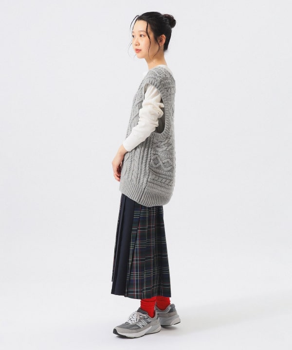 バックトゥフロント アラン ベスト BEAMS STAFF：H159　Size：1