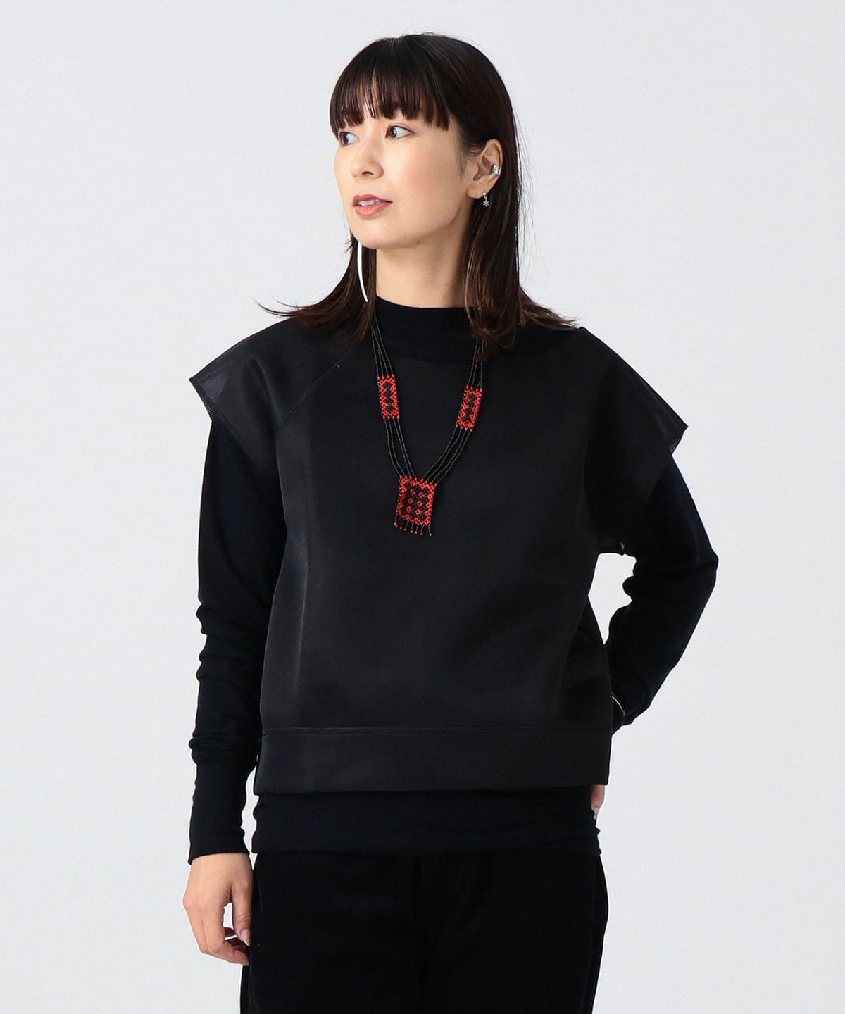 〈女裝〉毛邊背心