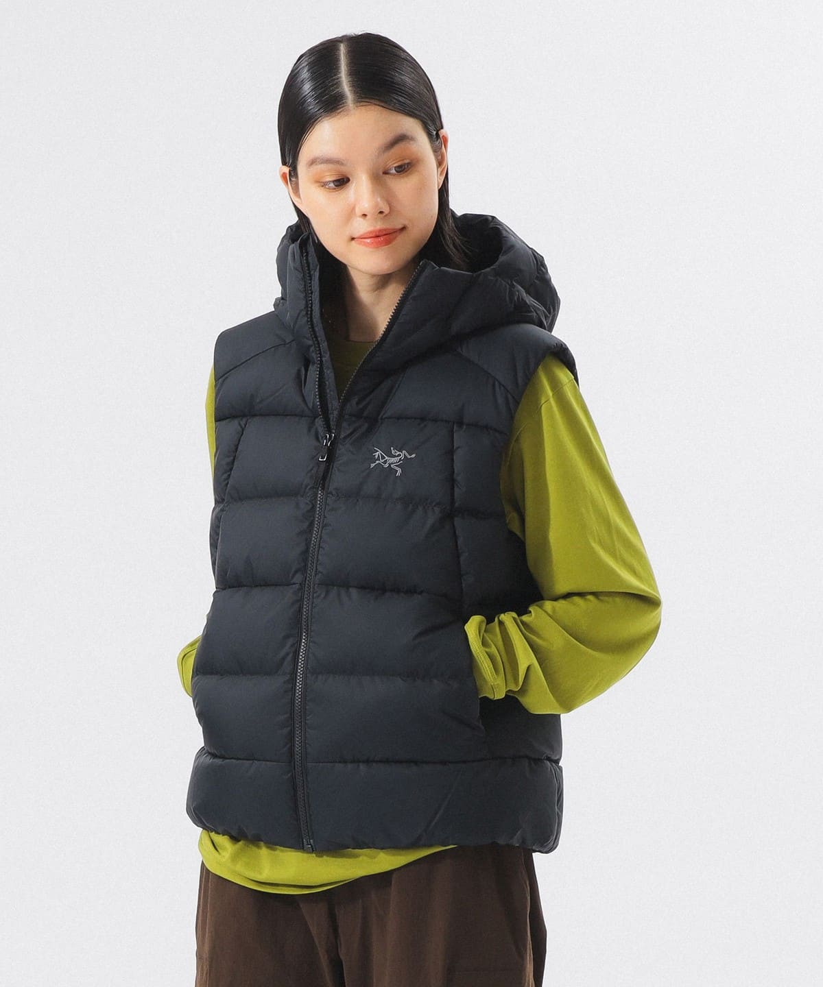 BEAMS + ダウンベスト グレー S BEAMS OUTLET｜テック ナイロン ダウンベスト | Rakuten Fashion