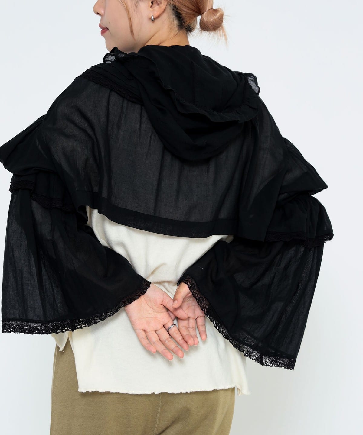 〈WOMEN〉デタッチ フード フリル シャツ シャツ・ブラウス WOMEN BLACK ONE SIZE 〈WOMEN〉デタッチ フード フリル シャツ シャツ・ブラウス WOMEN BLACK ONE SIZE