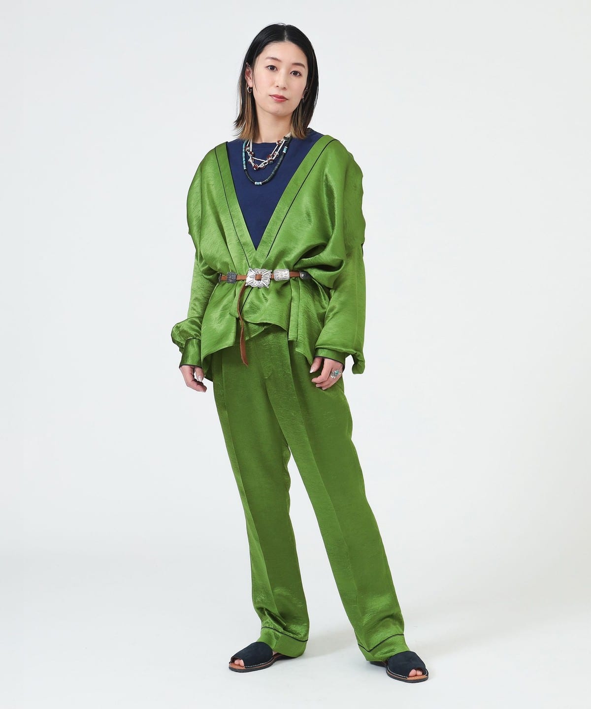 〈女裝〉無領襯衫