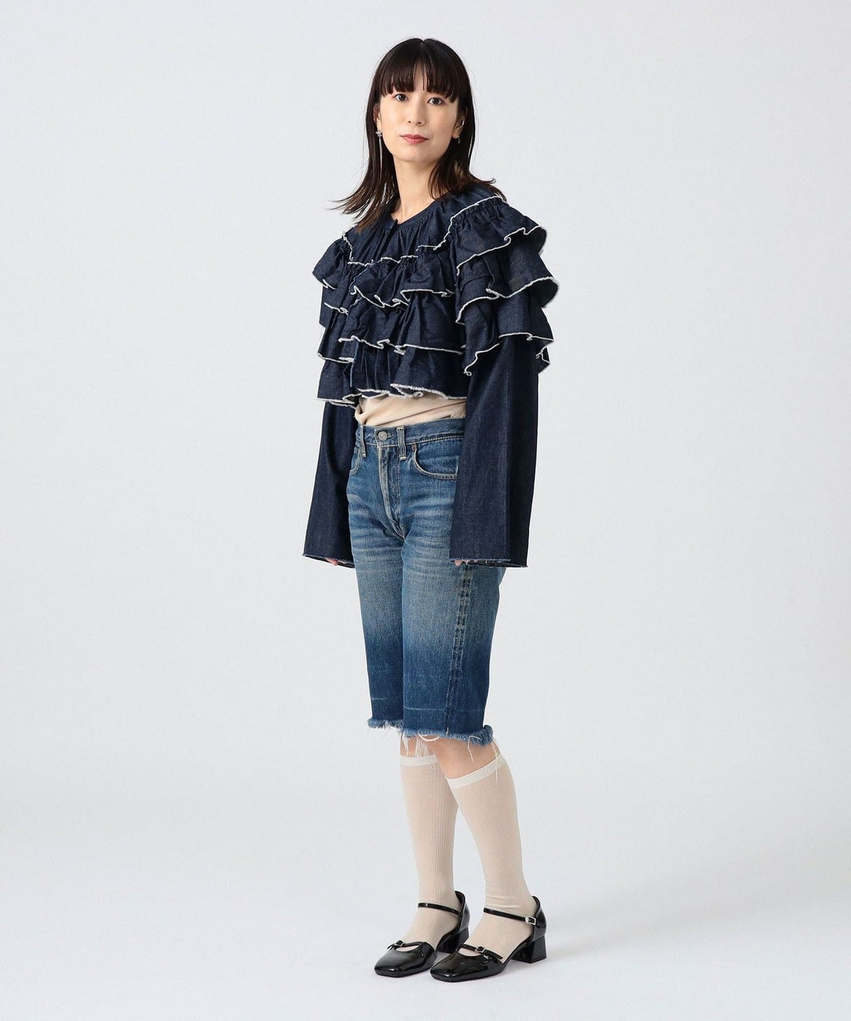 〈女裝〉丹寧荷葉邊短外套