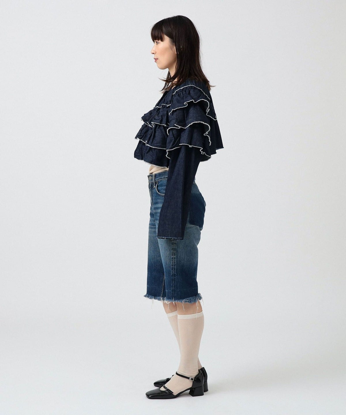 〈女裝〉丹寧荷葉邊短外套