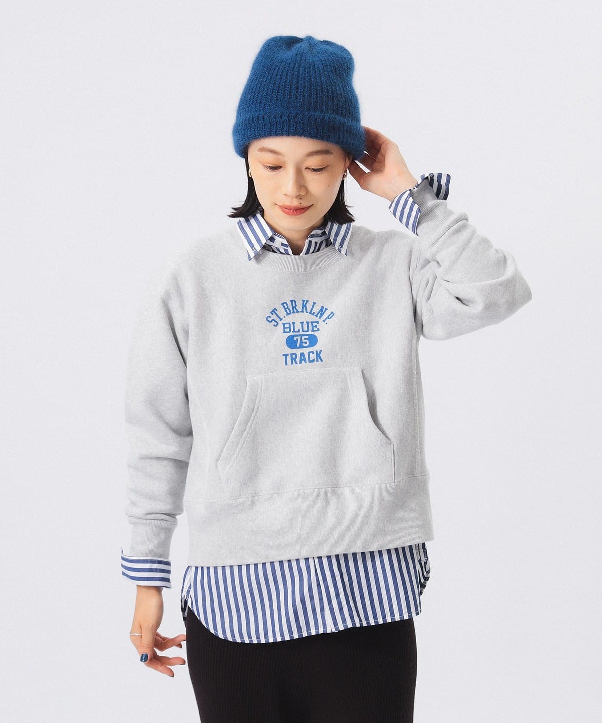 【別注】Champion チャンピオン / ロゴリバースウィーブ(R) クルーネック スウェット 24AW トップス WOMEN GREY XS 【別注】Champion チャンピオン / ロゴリバースウィーブ(R) クルーネック スウェット 24AW トップス WOMEN GREY XS