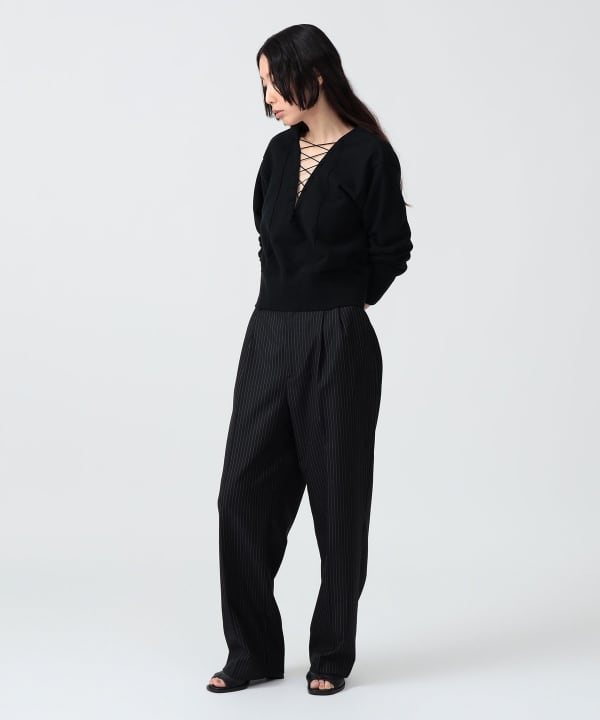 〈WOMEN〉レース アップ スウェット Model : H170 B83 W60 H87　Size : SIZE 1