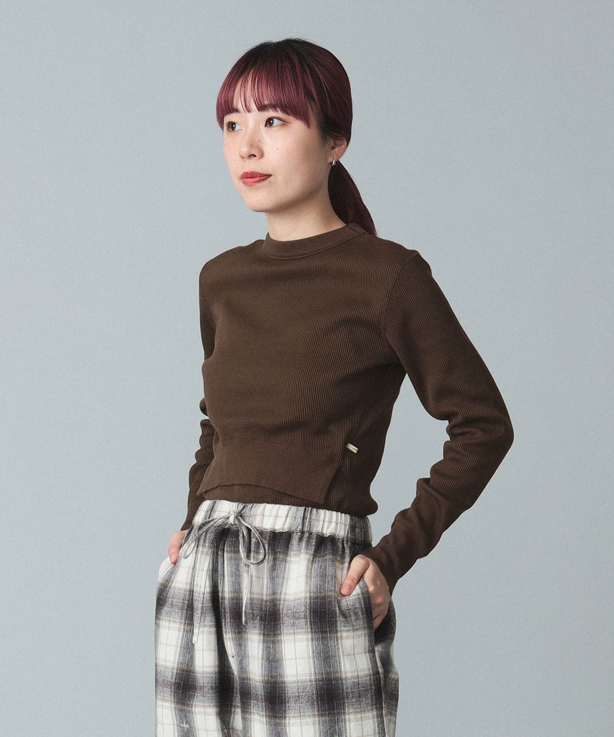 maturely マチュアリー / Thermal Gimmick Long sleeve T-shirt Tシャツ・カットソー WOMEN BROWN ONE SIZE maturely マチュアリー / Thermal Gimmick Long sleeve T-shirt Tシャツ・カットソー WOMEN BROWN ONE SIZE