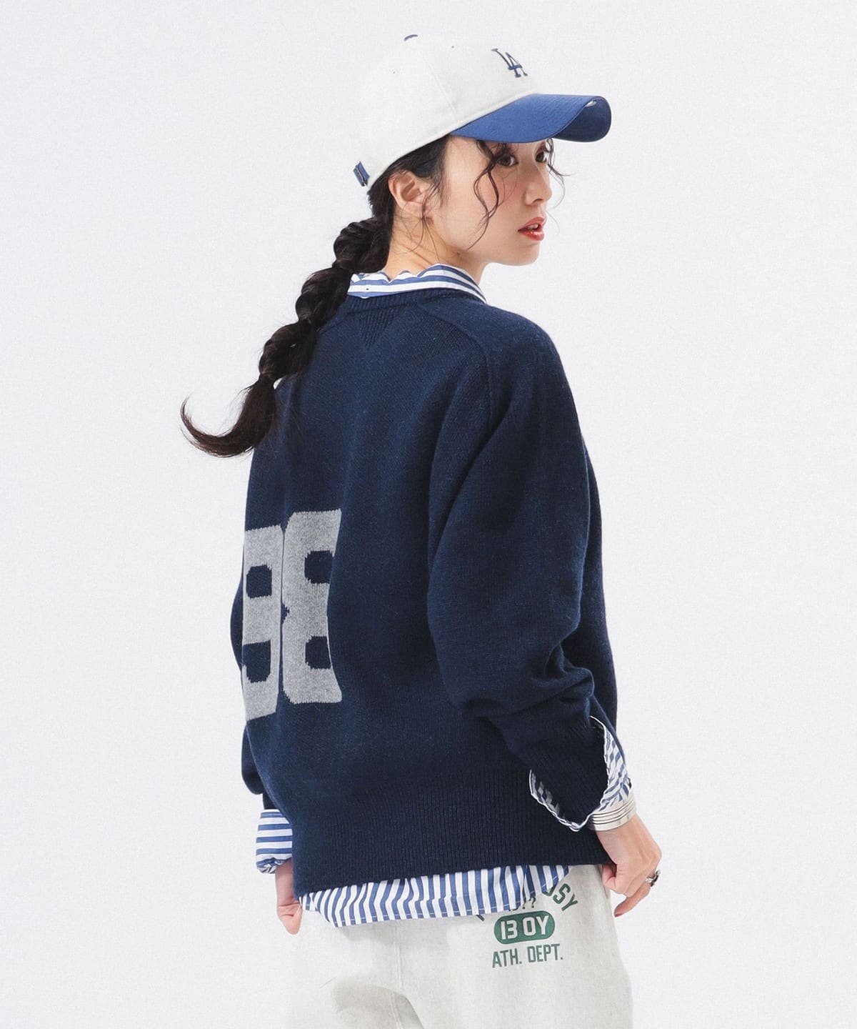 ビッグ ロゴ クルー トップス WOMEN NAVY ONE SIZE ビッグ ロゴ クルー トップス WOMEN NAVY ONE SIZE