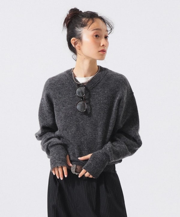 モヘヤ ミックス Vネック ニット Model : H161 B76 W60 H82　Size : 1