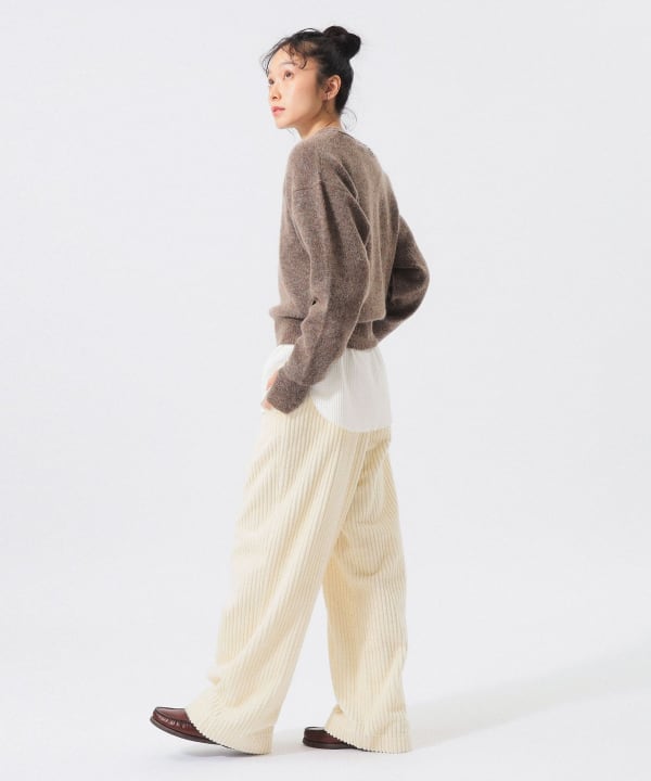 モヘヤ ミックス Vネック ニット Model : H161 B76 W60 H82　Size : 1