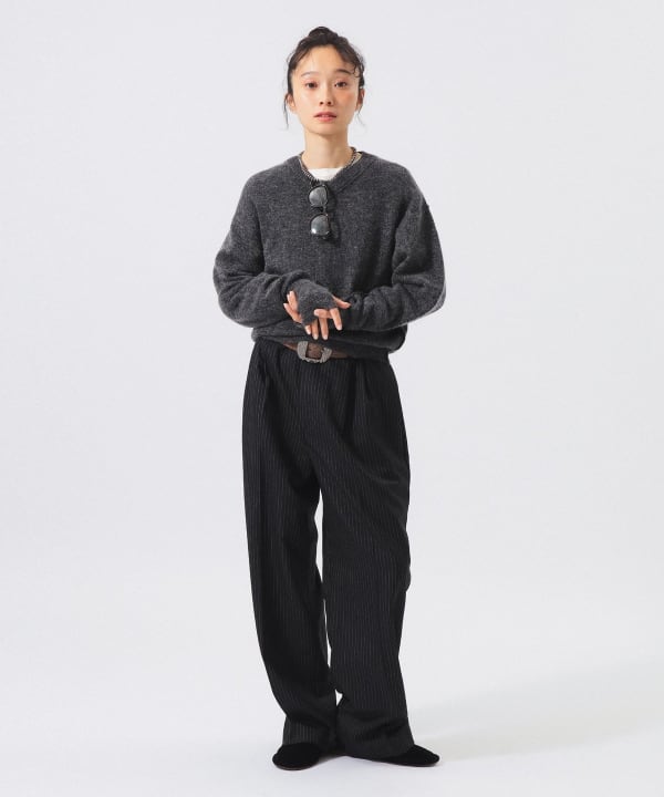 モヘヤ ミックス Vネック ニット Model : H161 B76 W60 H82　Size : 1