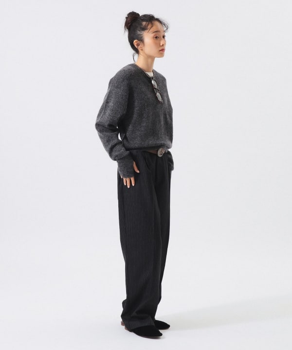 モヘヤ ミックス Vネック ニット Model : H161 B76 W60 H82　Size : 1