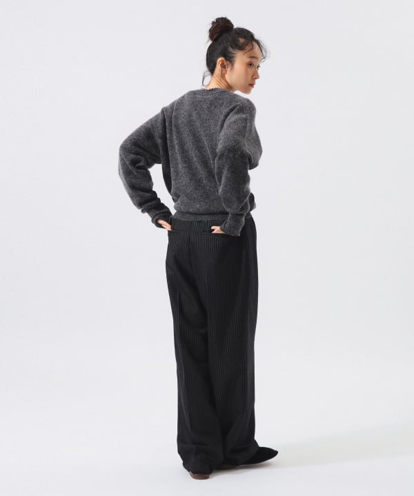 モヘヤ ミックス Vネック ニット Model : H161 B76 W60 H82　Size : 1