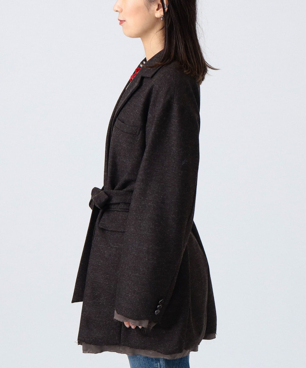 〈女裝〉毛邊外套