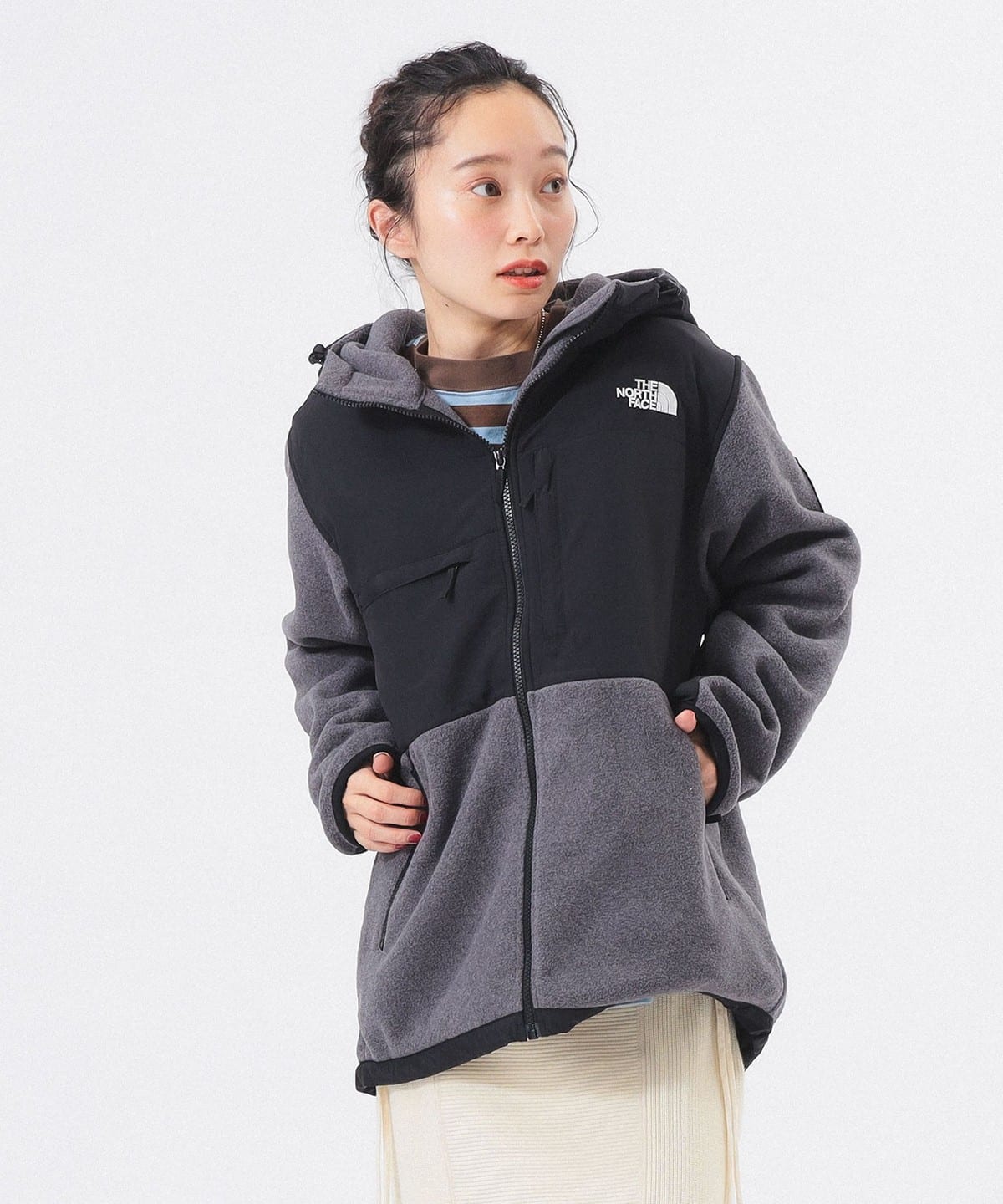 THE NORTH FACE ザ・ノース・フェイス / Denali Hoodie ブルゾン WOMEN ミックスグレー M THE NORTH FACE ザ・ノース・フェイス / Denali Hoodie ブルゾン WOMEN ミックスグレー M