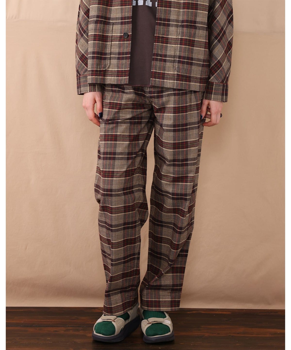 フランネル チェック 2プリーツ パンツ パンツ WOMEN BROWN CHECK 2 フランネル チェック 2プリーツ パンツ パンツ WOMEN BROWN CHECK 2