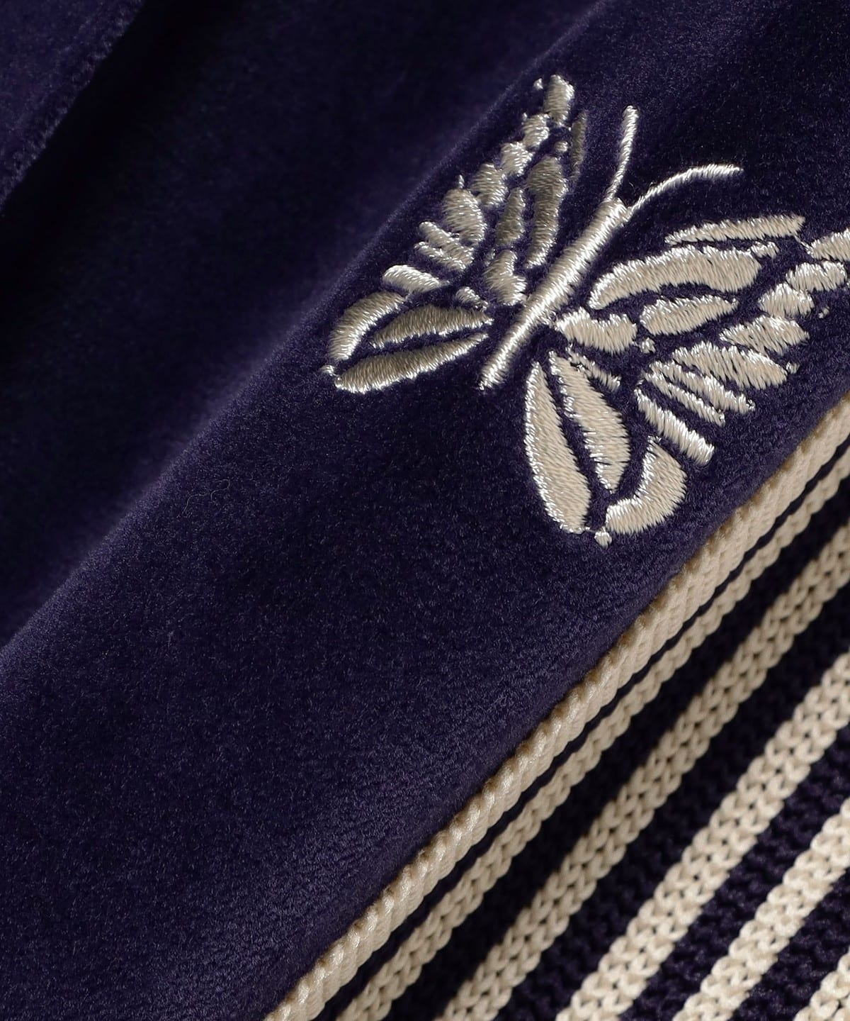 BEAMS BOY（ビームス ボーイ）NEEDLES / Boots Cut Track Pant