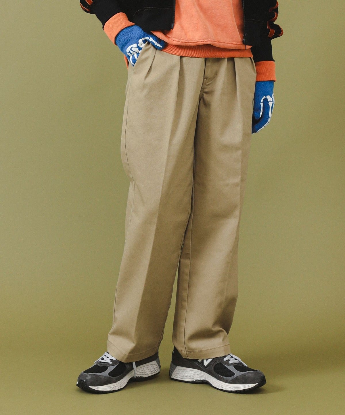 【別注】Dickies ディッキーズ / 2プリーツ パンツ パンツ WOMEN BEIGE M 【別注】Dickies ディッキーズ / 2プリーツ パンツ パンツ WOMEN BEIGE M