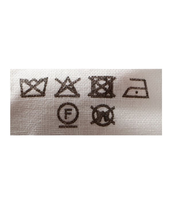 ts(s) / 3 Tuck Baggy Pants