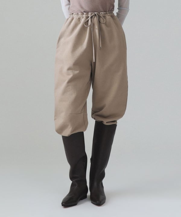 maturely / カーブ パンツ オーガニック コットン Model : H173 B77 W57 H82　Size : 1