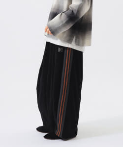 【別注】NEEDLES × BEAMS BOY / ベルベット ヒザデル トラックパンツ