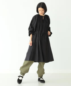 BEAMS BOY / クルー ギャザー ワンピース