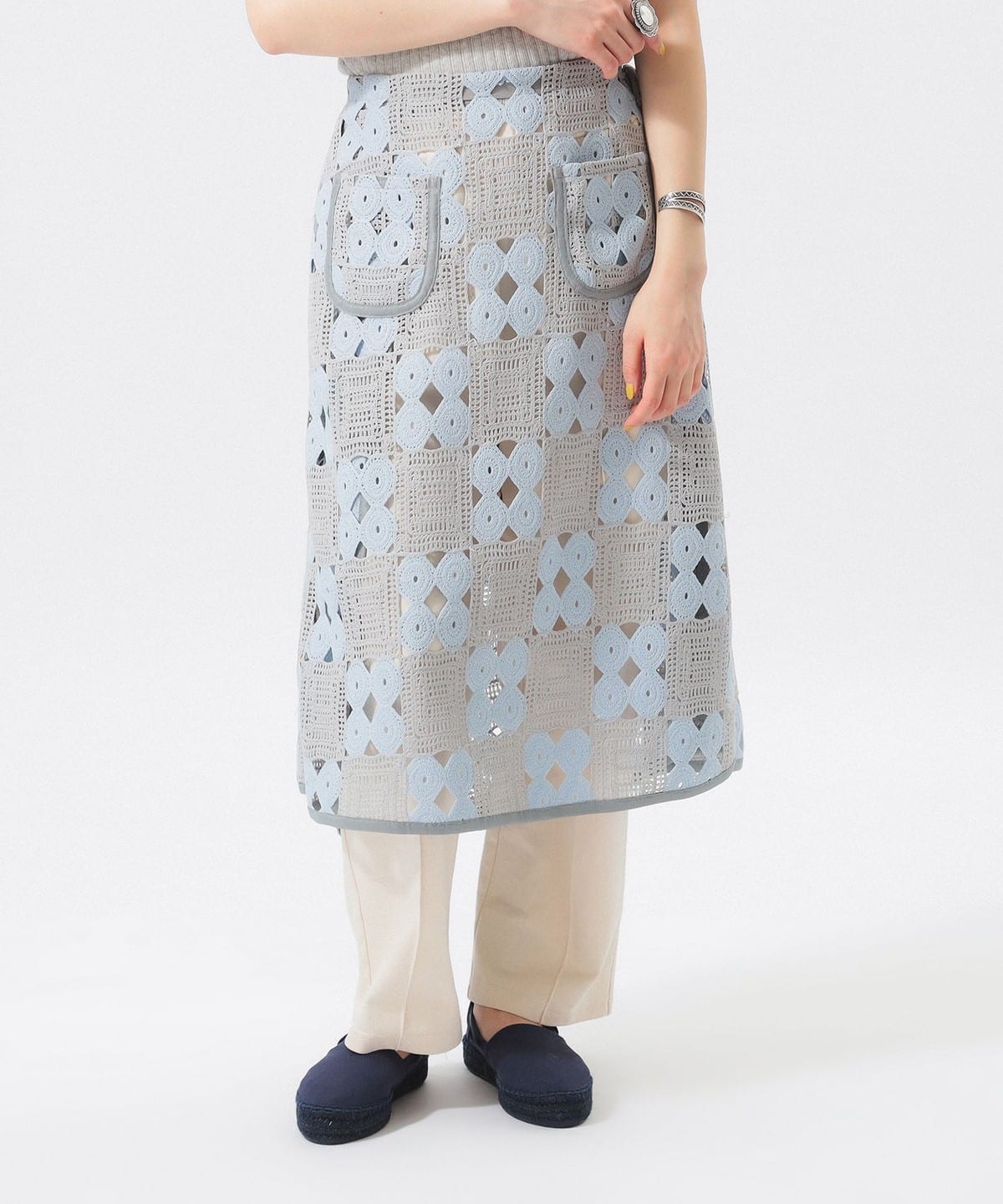 【別注】ENGINEERED GARMENTS エンジニアド ガーメンツ / クロッシェ ラップスカート スカート WOMEN SAX/LT. GREY ONE SIZE 【別注】ENGINEERED GARMENTS エンジニアド ガーメンツ / クロッシェ ラップスカート スカート WOMEN SAX/LT. GREY ONE SIZE