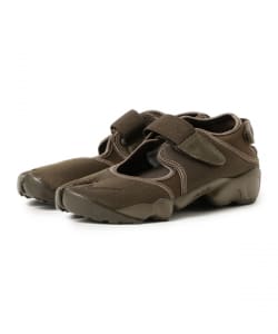 NIKE / ウィメンズ エア リフト NEO