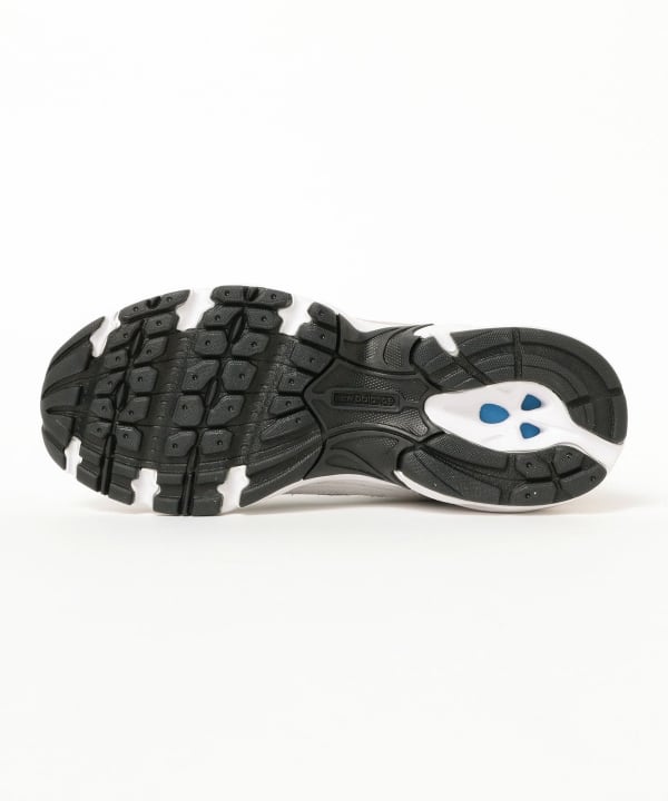【WEB限定】New Balance / MR530