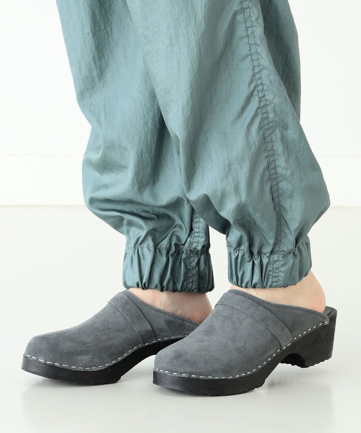 FARO MONTEBELLO MOUSSE BEAMS 別注 ネイビー Paraboot BEAMS 別注 CORSICA 6 【公式通販】