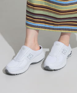 〈WOMEN〉NEW BALANCE / 別注 M2002 RM3