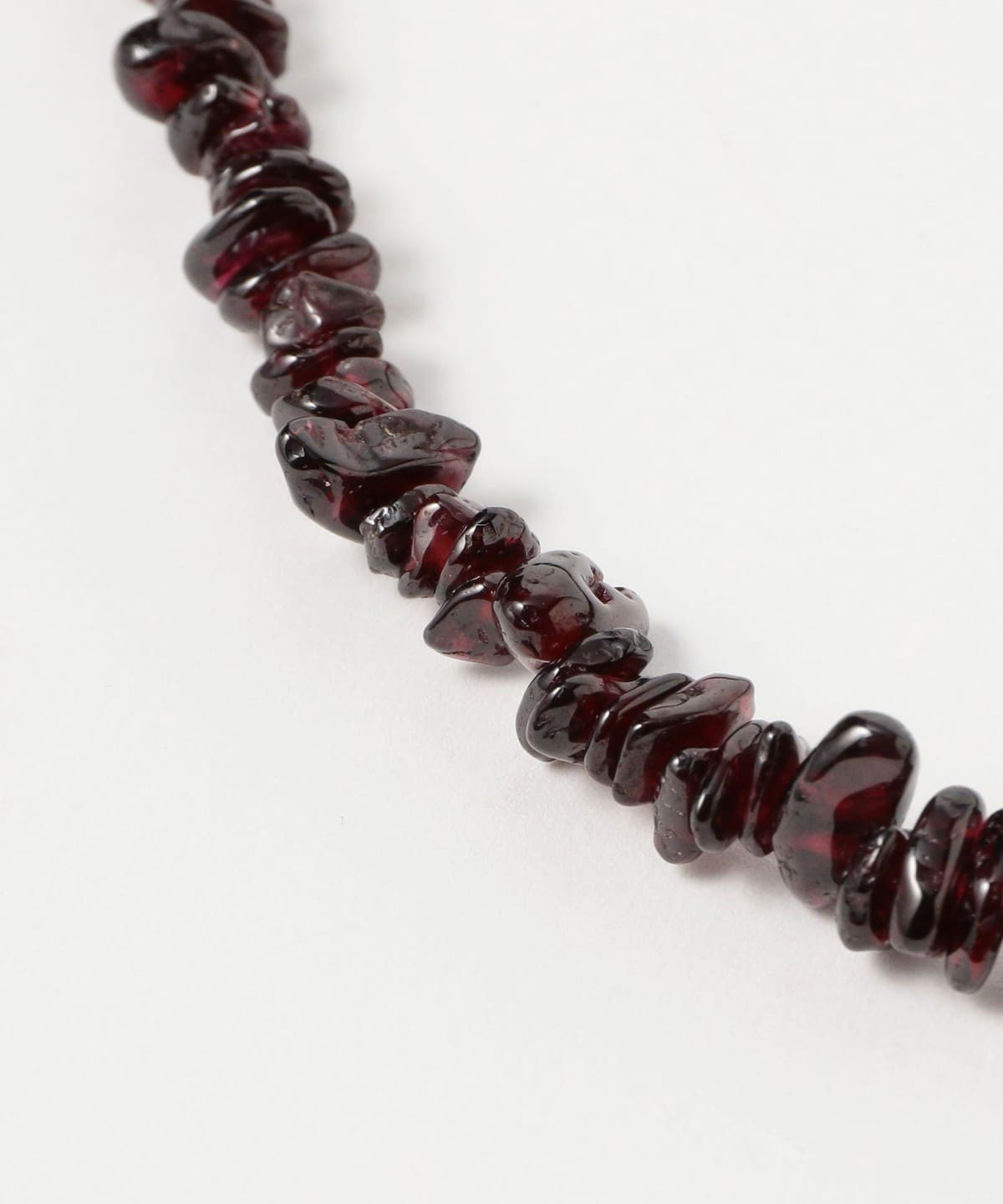 BEAMS BOY（ビームス ボーイ）ROSETTA PRAYER / CRYSTAL CHIP NECKLACE