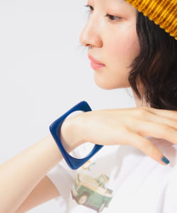 スクエア バングル