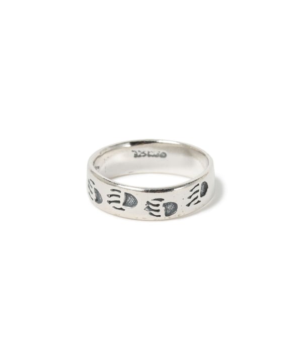 IN CROWD / CAST RING HAND