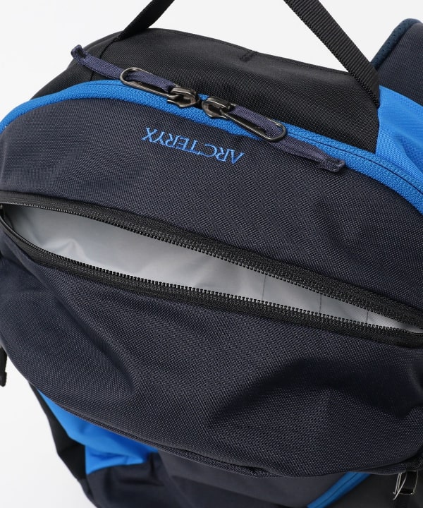 商品サイズ ARCTERYX × BEAMS別注 マンティス26backpack リュック