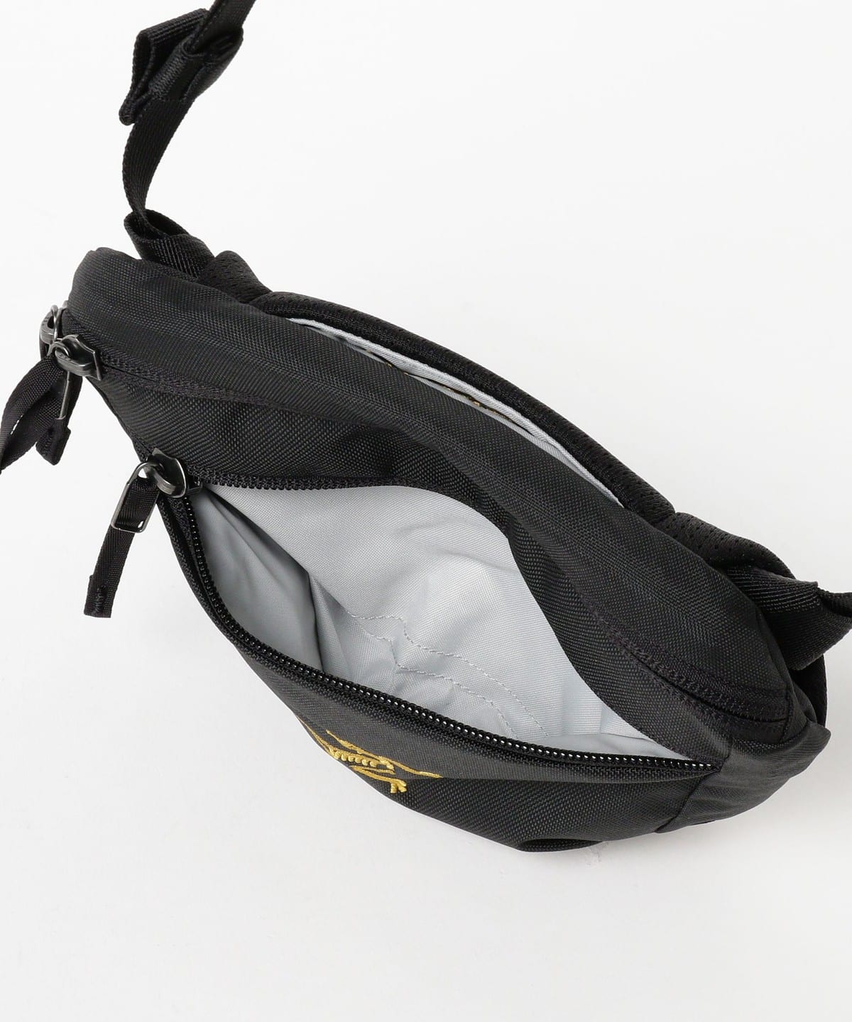 ARC'TERYX × BEAMS BOY 別注 MAKA1 満を持して迷彩。｜ビームス 銀座｜BEAMS