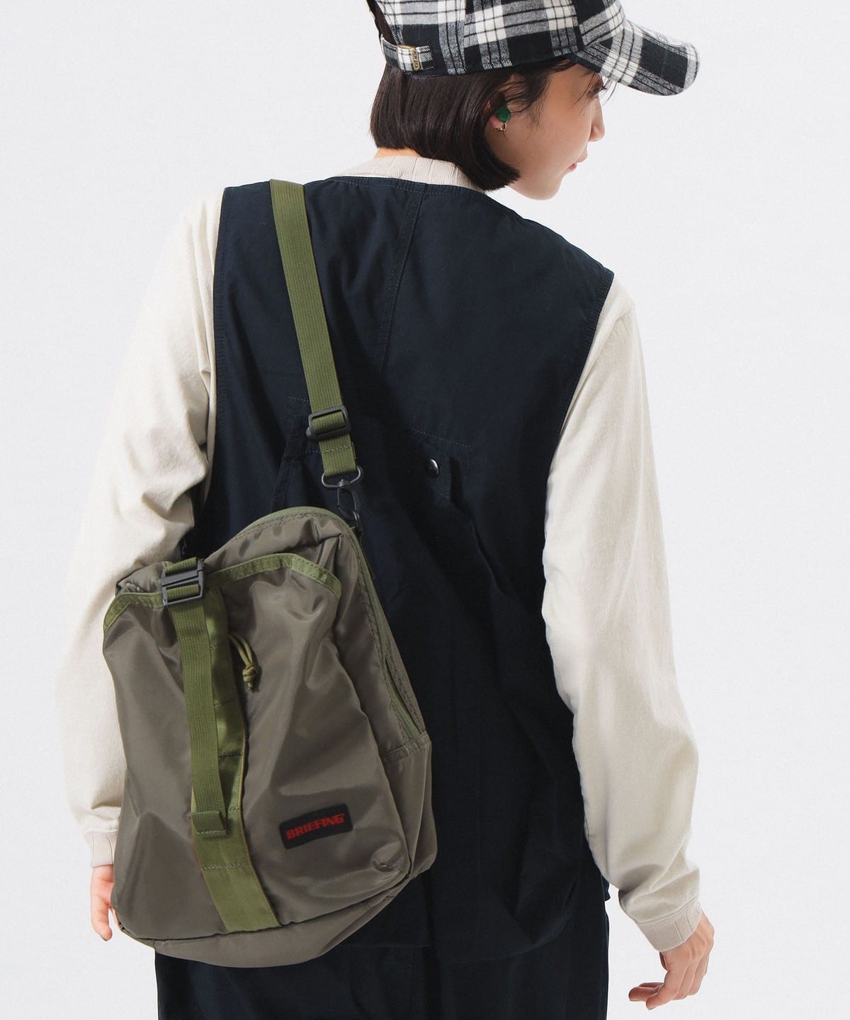 【別注】BRIEFING ブリーフィング / ミリタリー キット バッグ バッグ WOMEN OLIVE ONE SIZE 【別注】BRIEFING ブリーフィング / ミリタリー キット バッグ バッグ WOMEN OLIVE ONE SIZE