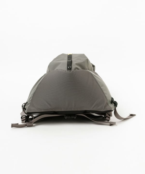 ARC'TERYX × BEAMS アークテリクス 別注 ARRO 16 policeproducts.com