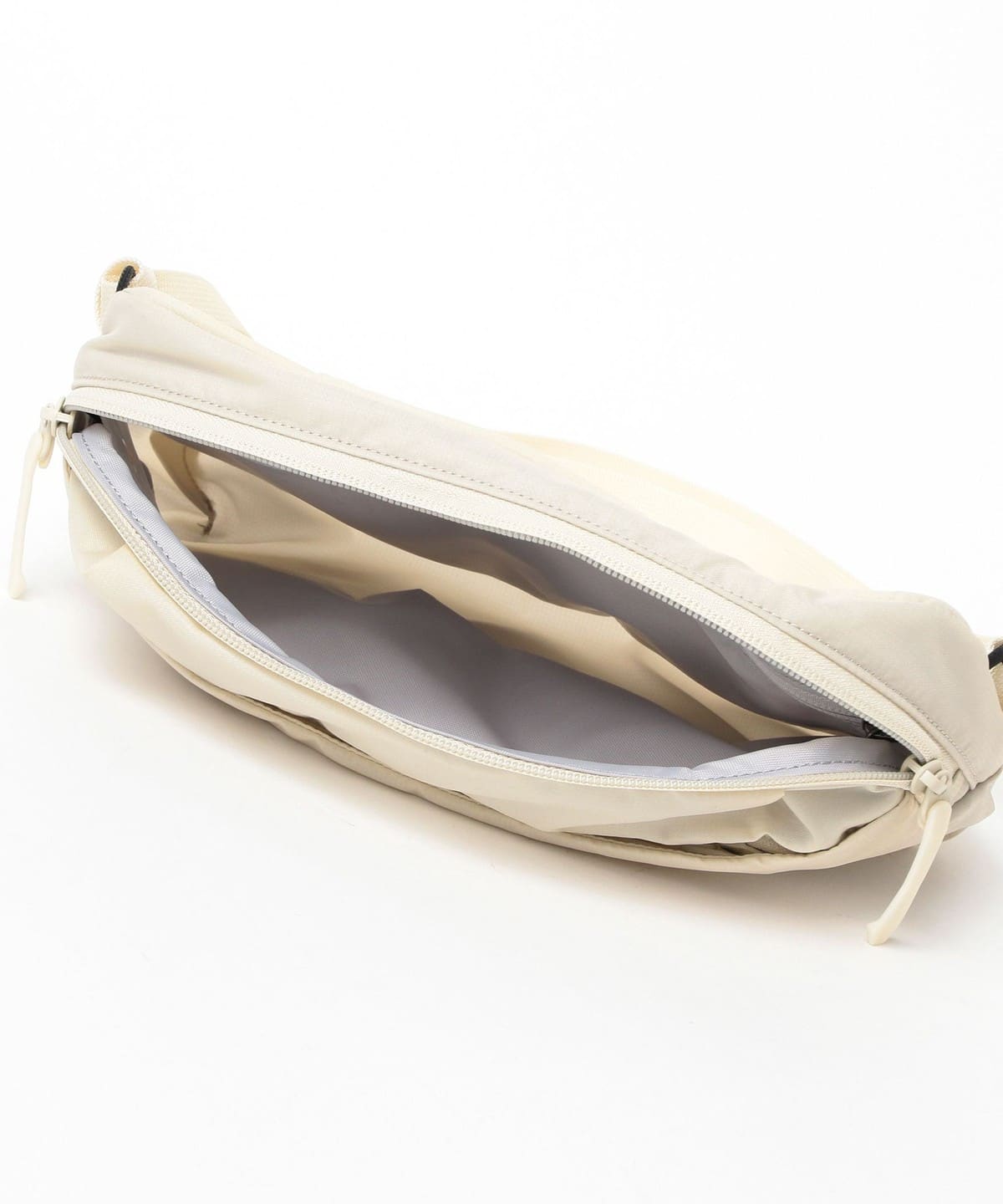 ひな【主に漫画、絵本です！】  Heliad Crossbody ビームス BEAMS BOY（ビームス ボーイ）ARC'TERYX / HELIAD CROSSBODY（バッグ