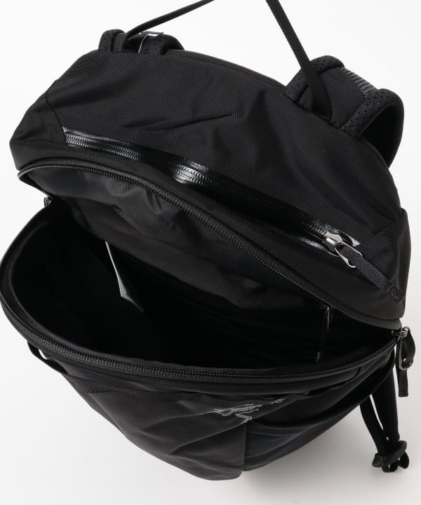 ARC’TERYX / Axios 10 Backpack