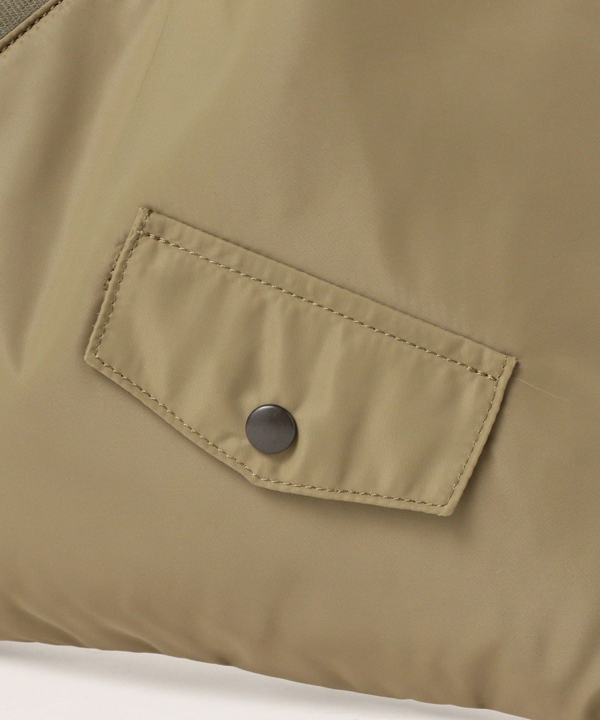 BEAMS BOY（ビームス ボーイ）BRIEFING / TILT TRIANGLE TOTE