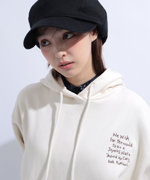 メッセージ パーカー Model : H163 B85 W58 H92　Size : L