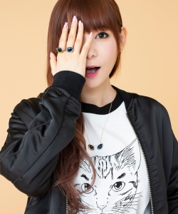 〈UNISEX〉mmts / メポ課長 ラグランTシャツ