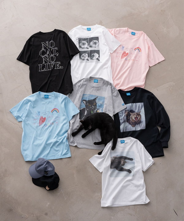 mmts（マミタス）【COLLABORATION】清水奈緒 / デコアクビ ロングT