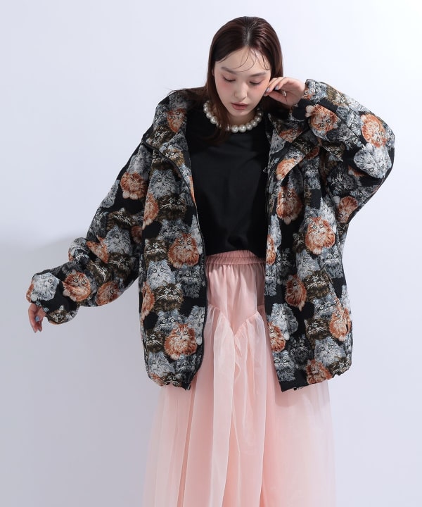 【+10%ポイントUP】猫 いっぱい フード ブルゾン Model : H163 B85 W58 H92　Size : L