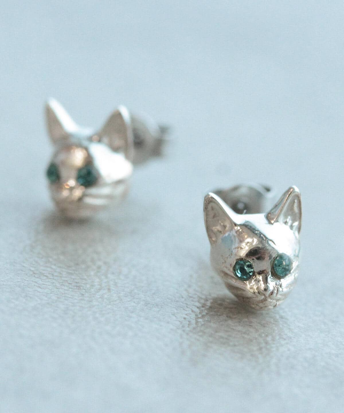 mmts（マミタス）〈UNISEX〉mmts / 猫ピアス（アクセサリー ピアス（両