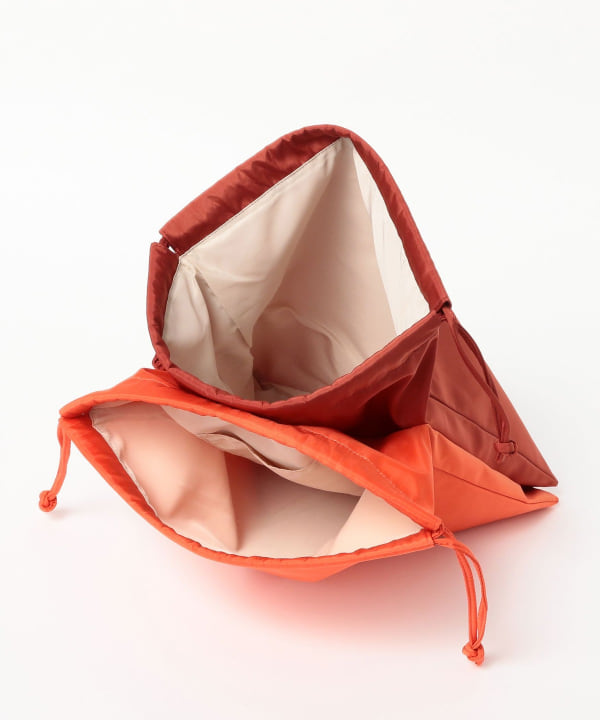 Two-tone drawstring bag