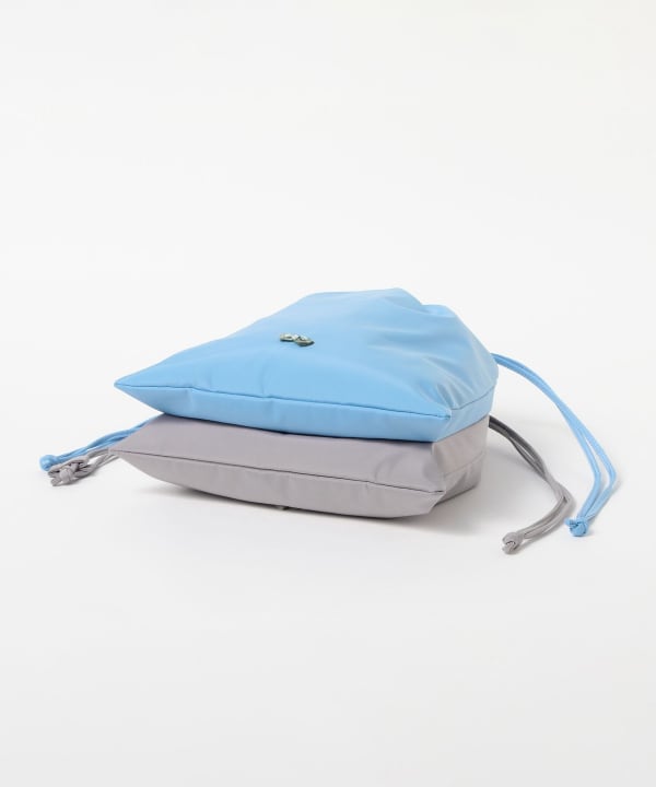 Two-tone drawstring bag