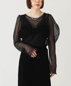 シアーボディスーツ